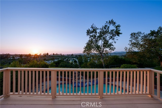 27591 Cenajo, Mission Viejo CA: https://media.crmls.org/medias/99271b29-3726-4fd1-8a51-dd6f632117ff.jpg