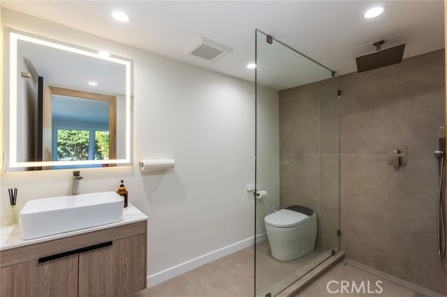6512 Firmament photo 42