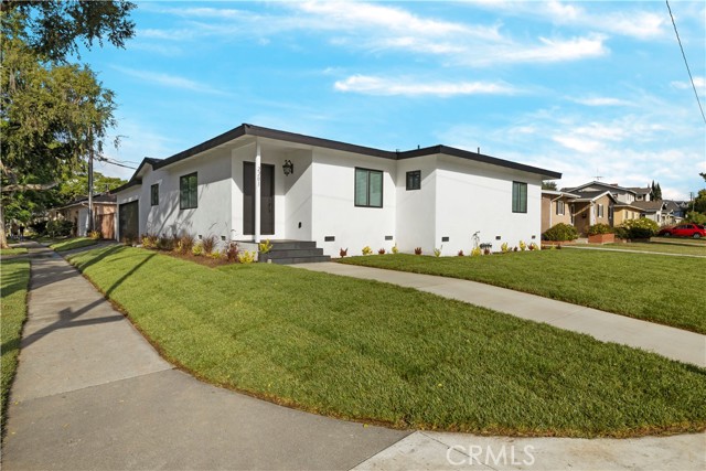 2201 Carfax Ave, Long Beach, CA 90815