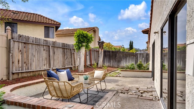 54 Falcon Ridge Drive, Pomona CA: https://media.crmls.org/medias/99278710-1979-413a-bd37-ac852c6e1d6b.jpg