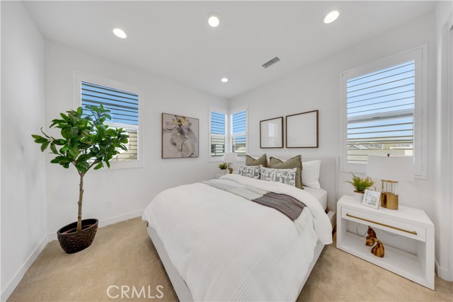 Detail Gallery Image 38 of 72 For 251 Tank, Irvine,  CA 92618 - 4 Beds | 3/1 Baths