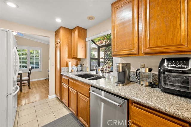 Detail Gallery Image 8 of 36 For 766 via Casitas, Hemet,  CA 92545 - 2 Beds | 2 Baths