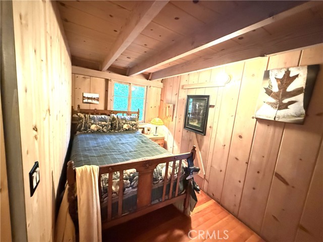 230 Fremont Road, Lake Arrowhead CA: https://media.crmls.org/medias/992824ae-5ab6-4554-8be7-977b9916e50a.jpg