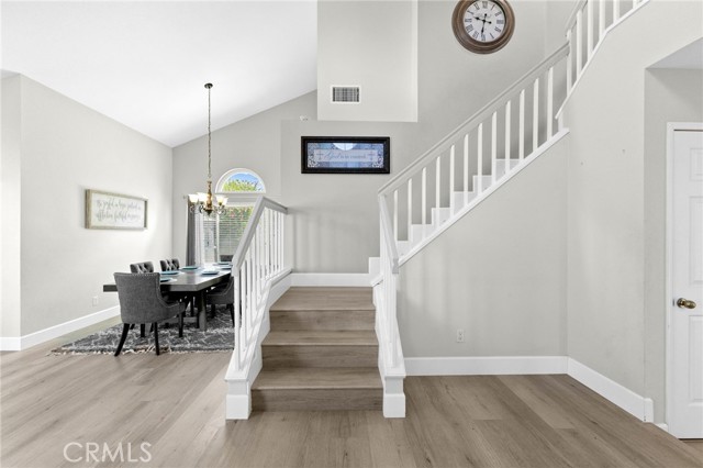 Detail Gallery Image 7 of 75 For 2488 W Summerset Dr, Rialto,  CA 92377 - 4 Beds | 3 Baths