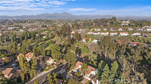 Detail Gallery Image 37 of 38 For 26566 Guadiana, Mission Viejo,  CA 92691 - 3 Beds | 3 Baths