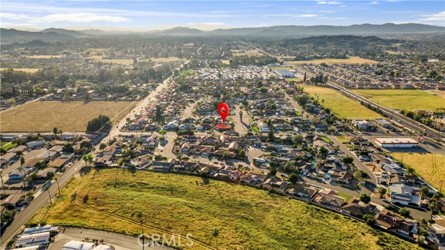 Detail Gallery Image 9 of 43 For 25907 New Chicago, Hemet,  CA 92544 - 3 Beds | 2 Baths