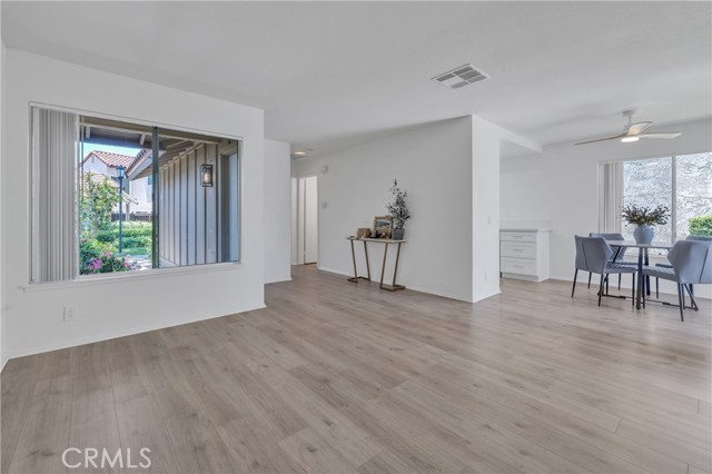 Detail Gallery Image 13 of 23 For 45 Orchard, Irvine,  CA 92618 - 2 Beds | 2 Baths