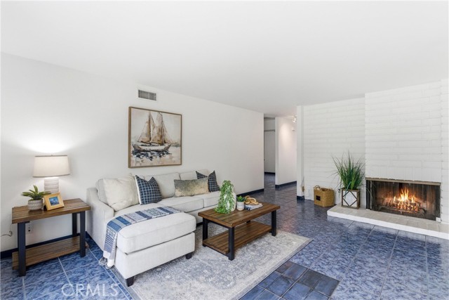 Detail Gallery Image 7 of 46 For 233 Brookshire Pl, Brea,  CA 92821 - 3 Beds | 2 Baths