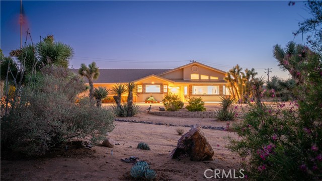 8920 Del Monte Avenue, Yucca Valley CA: https://media.crmls.org/medias/9929d73d-2693-4f67-8160-8b6eb08c3559.jpg