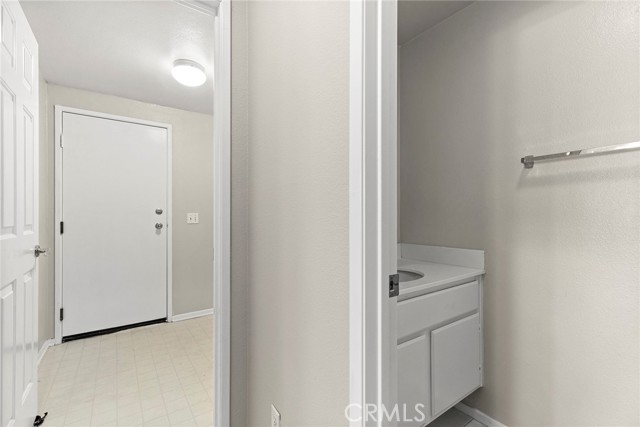 Detail Gallery Image 7 of 23 For 1081 S Positano Ave, Anaheim Hills,  CA 92808 - 2 Beds | 2/1 Baths