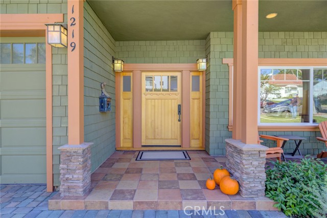 1219 Irena Avenue, Redondo Beach, California 90277, 5 Bedrooms Bedrooms, ,5 BathroomsBathrooms,Residential,Sold,Irena,SB21226617