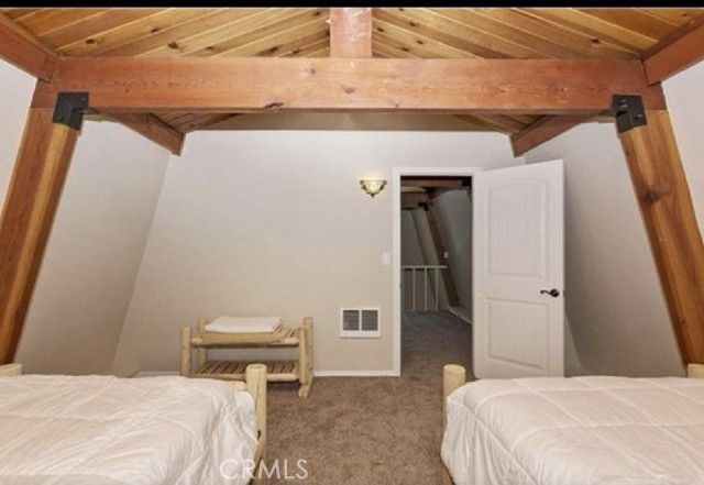 565 Rose Lane, Twin Peaks CA: https://media.crmls.org/medias/992acfee-28f4-44e6-8bc5-eb7a7a04622c.jpg