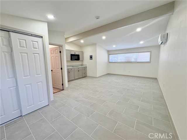 Front Image Thumbnail for CRCV26065479