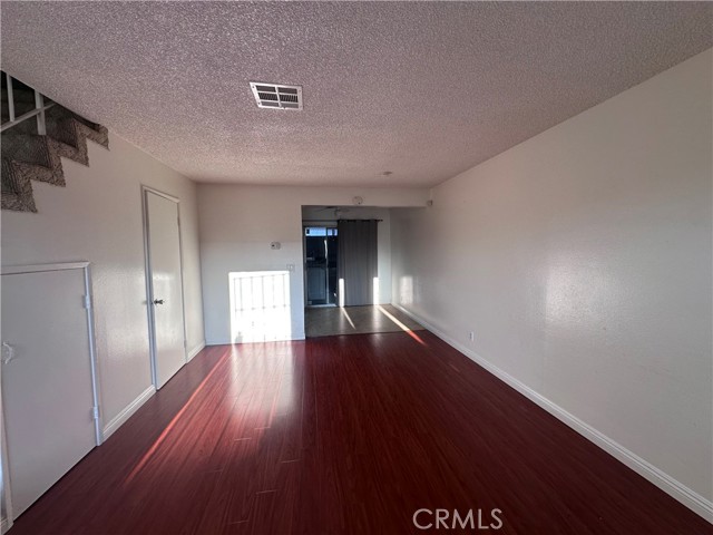 Detail Gallery Image 2 of 9 For 13843 Los Angeles, Baldwin Park,  CA 91706 - 1 Beds | –/1 Baths