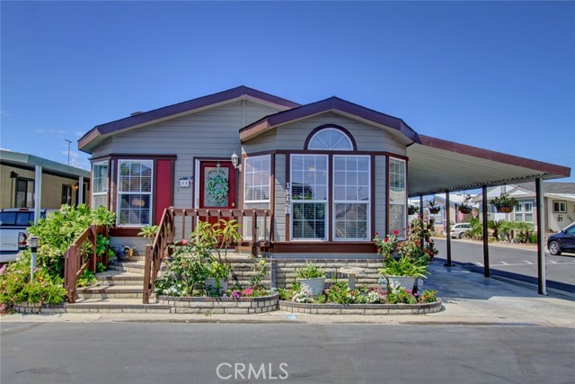 10681 Oak Street #44, Los Alamitos, CA, 90720 10681 Oak Street #44, Los Alamitos, CA, 90720