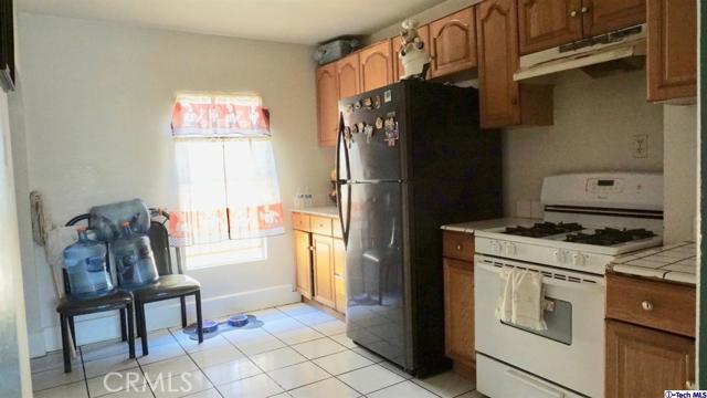 505 Lorena Street, East Los Angeles, California 90063, 2 Bedrooms Bedrooms, ,2 BathroomsBathrooms,Single Family Residence,For Sale,Lorena,320005442