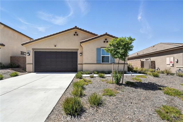 Detail Gallery Image 1 of 34 For 41018 Chambord Dr, Lake Elsinore,  CA 92532 - 4 Beds | 2 Baths