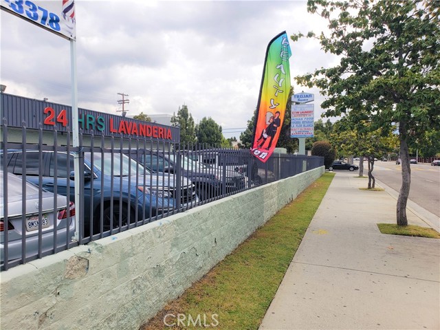 1271 W Jefferson Boulevard, Los Angeles, California 90007, ,Commercial Lease,For Rent,1271 W Jefferson Boulevard,CRPF23096803