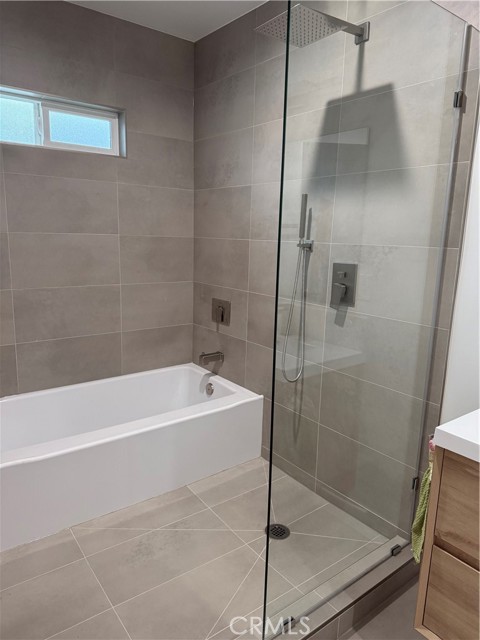 Detail Gallery Image 11 of 15 For 14626 Morrison St, Sherman Oaks,  CA 91403 - 3 Beds | 2/1 Baths