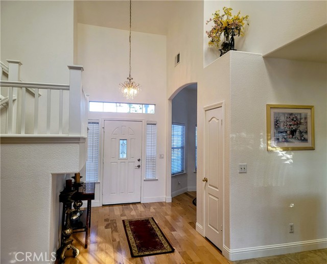 Detail Gallery Image 8 of 57 For 7835 N Matus, Fresno,  CA 93720 - 5 Beds | 3/1 Baths