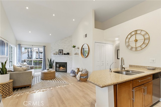 Detail Gallery Image 9 of 24 For 26571 Las Palmas #7,  Laguna Hills,  CA 92656 - 2 Beds | 1 Baths