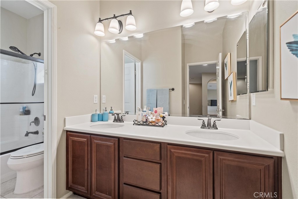 MLS #WS25169872 img 25