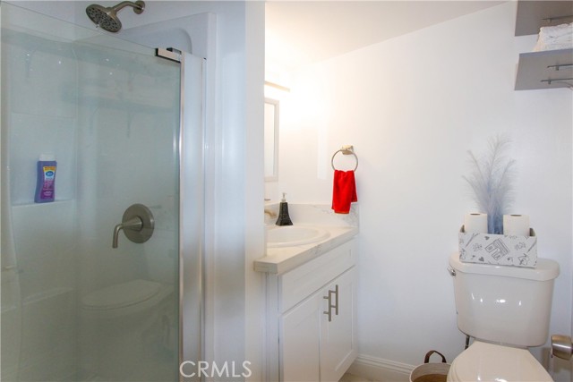Detail Gallery Image 6 of 14 For 5929 Colfax Ave, North Hollywood,  CA 91601 - 1 Beds | 1 Baths
