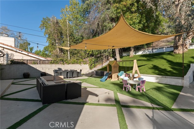 Detail Gallery Image 23 of 36 For 5244 Vanalden, Tarzana,  CA 91356 - 3 Beds | 2/1 Baths