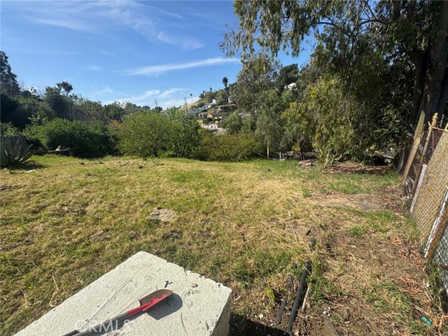 Detail Gallery Image 2 of 5 For 3439 Amethyst St, Los Angeles,  CA 90032 - – Beds | – Baths