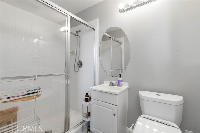 Detail Gallery Image 19 of 43 For 65 Ashcrest, Irvine,  CA 92620 - 5 Beds | 4/1 Baths