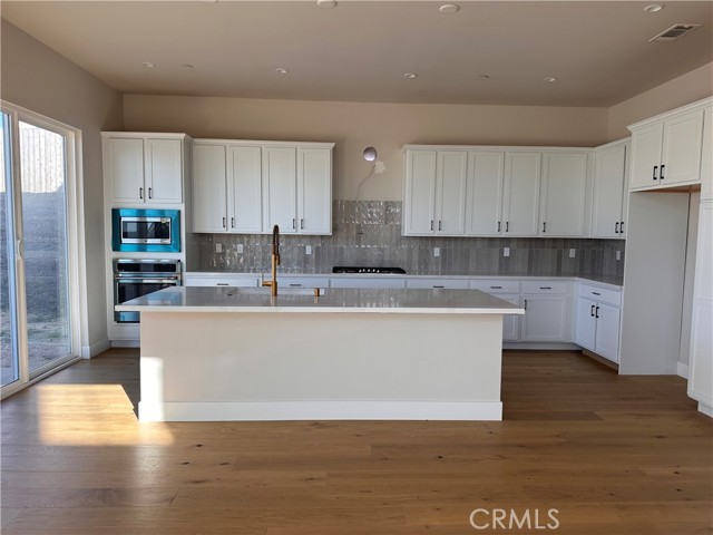 Image 6 of 17 For 5670 Morning Glory Drive