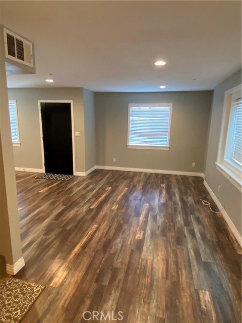 1431 Beacon, Los Angeles CA: https://media.crmls.org/medias/9931bb90-6637-470c-a0d2-cc01d90b5569.jpg