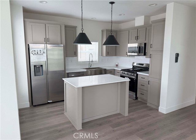 630 S Maple Avenue, Montebello CA: https://media.crmls.org/medias/993236e8-f403-49da-8dd3-dc06ffa27292.jpg