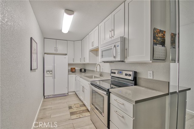 Image 6 for 680 Ashurst CT #114
