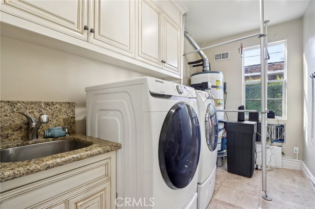 Detail Gallery Image 29 of 68 For 1117 Encanto Dr, Arcadia,  CA 91007 - 6 Beds | 6/1 Baths