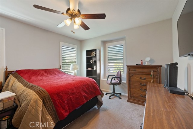 Detail Gallery Image 14 of 26 For 25694 Red Hawk Rd, Corona,  CA 92883 - 5 Beds | 3/1 Baths