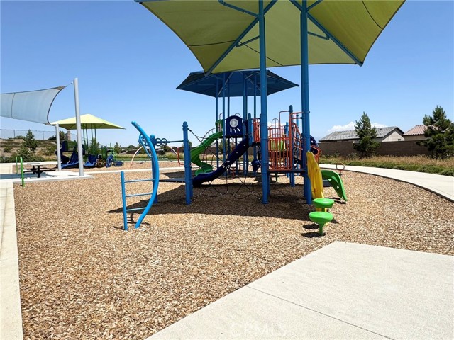 11418 Sheridan Way, Beaumont CA: https://media.crmls.org/medias/9933a9cd-690a-4175-a9d7-1643b96d4b49.jpg