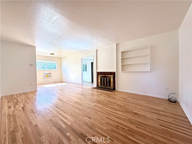 Detail Gallery Image 6 of 39 For 1365 Jenner St, Lancaster,  CA 93534 - 3 Beds | 2 Baths