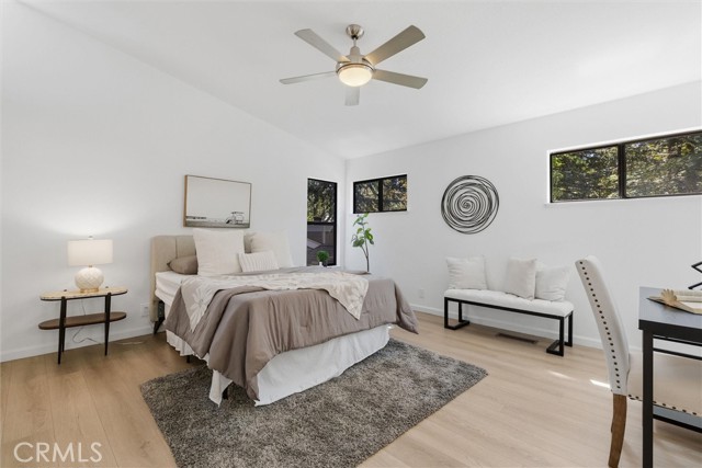 Detail Gallery Image 21 of 36 For 137 Redding Rd #B,  Campbell,  CA 95008 - 2 Beds | 2/1 Baths