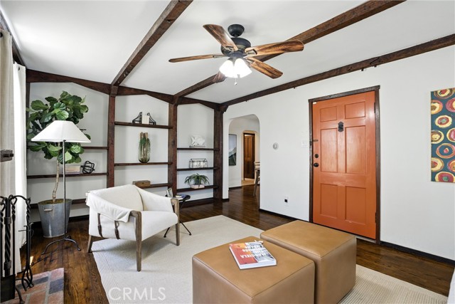 1215 S Patton Avenue, San Pedro CA: https://media.crmls.org/medias/99352d43-4862-474e-a52e-633df6f8876e.jpg