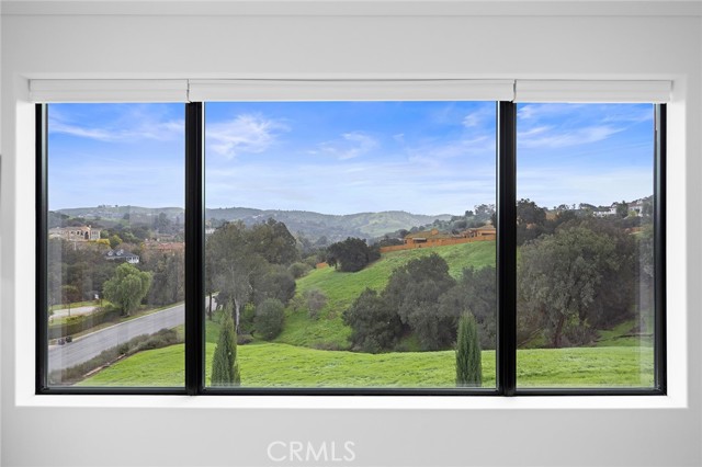 15877 Esquilime Drive, Chino Hills CA: https://media.crmls.org/medias/99355ef9-b07f-4d04-bdc0-daa935fab274.jpg