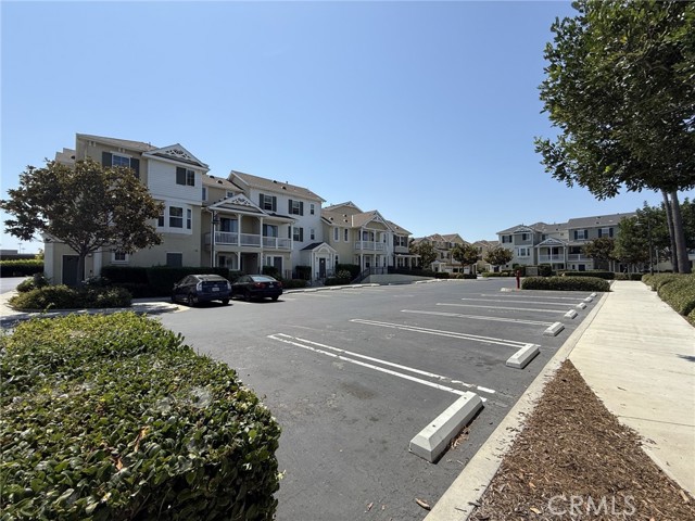 424 Silk Tree, Irvine CA: https://media.crmls.org/medias/99357e24-ef9c-46c2-90dd-cffc150bf9bb.jpg