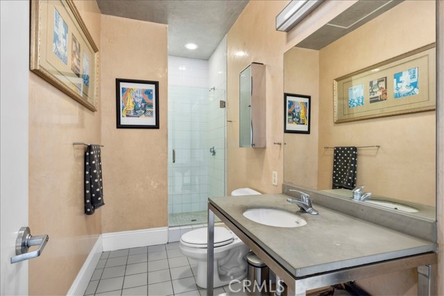 315 E 8th #1203 Street, Los Angeles CA: https://media.crmls.org/medias/9935931a-9b74-4d30-a5c5-627d965e95e3.jpg