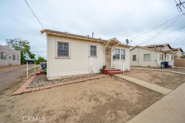 4589 12th Street, Guadalupe CA: https://media.crmls.org/medias/993615b0-2cd8-45f6-88b1-ed53ec895dcf.jpg