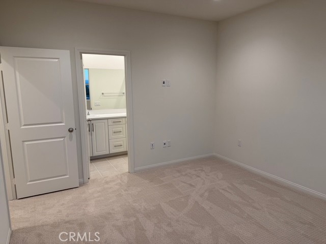 https://media.crmls.org/medias/993693e9-a968-4f00-9122-961fc53700eb.jpg?preset=X-Large