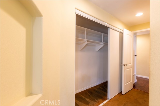 Detail Gallery Image 37 of 48 For 22042 Catalina Cir, Huntington Beach,  CA 92646 - 4 Beds | 2 Baths