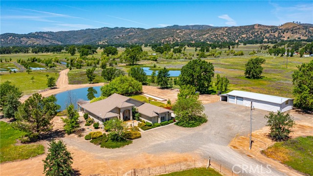 Detail Gallery Image 33 of 71 For 12285 High Valley Rd, Clearlake Oaks,  CA 95423 - 4 Beds | 3 Baths