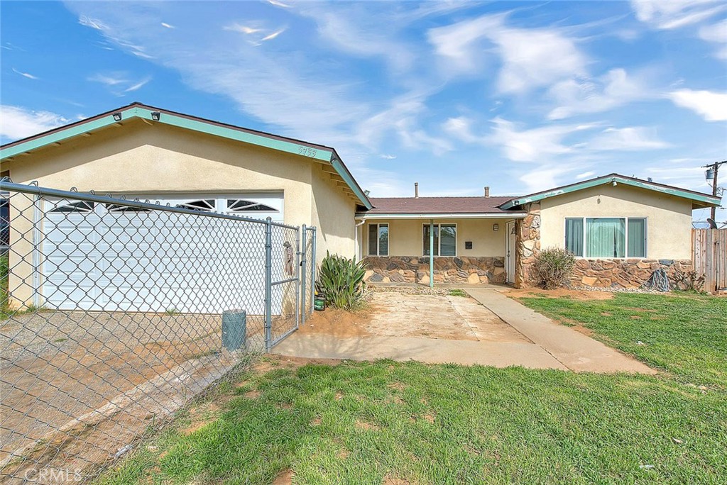 5753 29th Street, Riverside, CA 92509