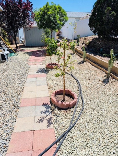 Detail Gallery Image 14 of 17 For 13393 Mariposa Rd #115,  Victorville,  CA 92395 - 2 Beds | 2 Baths