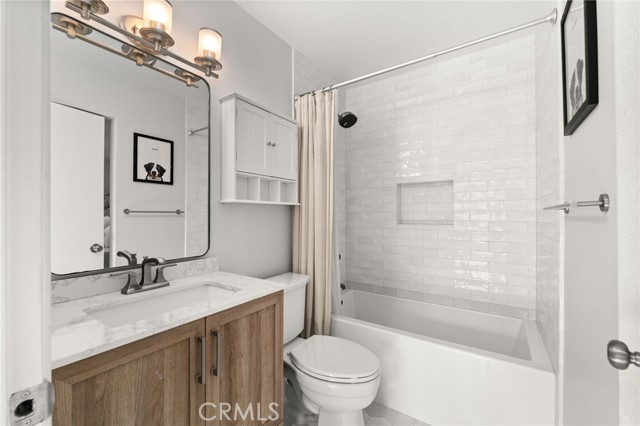 Detail Gallery Image 20 of 45 For 20004 Waverly Glen #46,  Yorba Linda,  CA 92886 - 2 Beds | 1/1 Baths